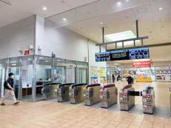 ひばり駅改札