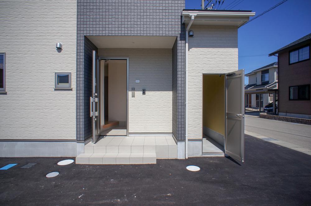 白山市北安田 賃貸住宅