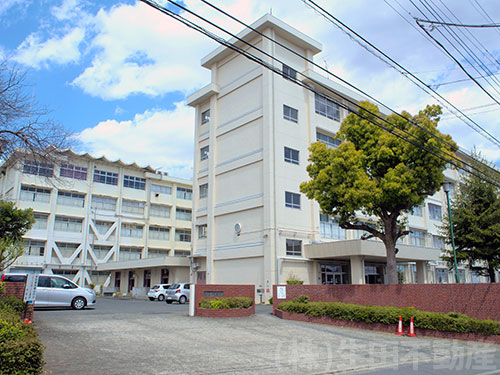 神奈川県立百合丘高等学校