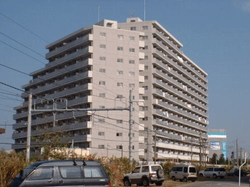 グランドハイツ今泉 西棟 外観