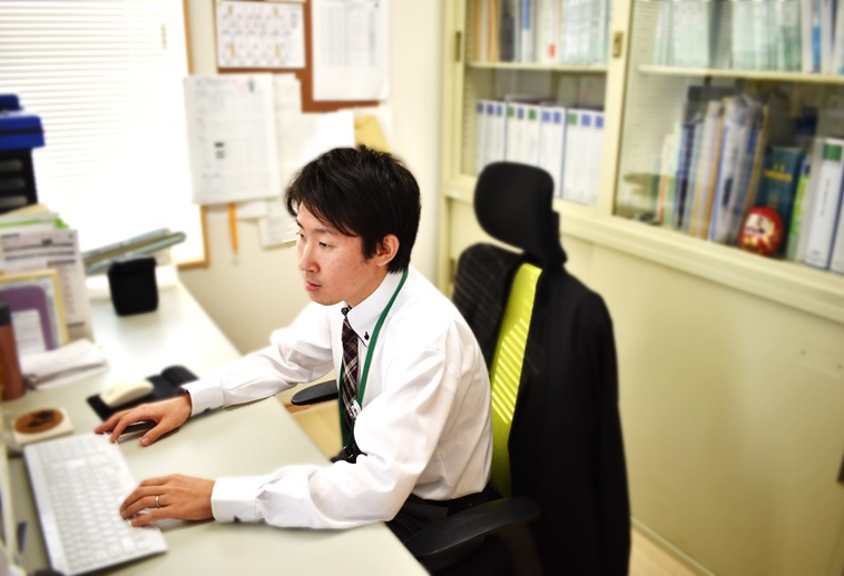 プラスってどんな会社?