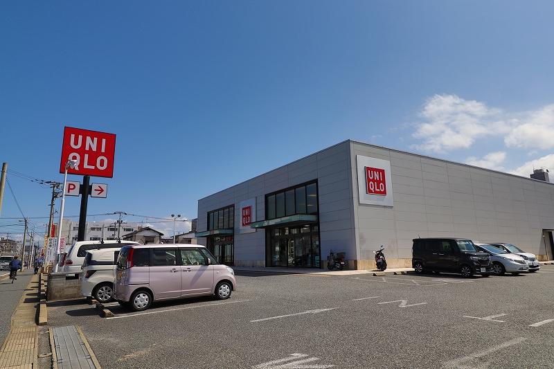 ユニクロ周船寺店