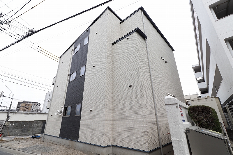 吉塚8 クロス-3
