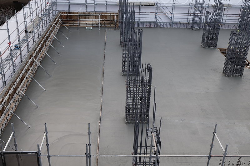 本社ビル建替え工事 1階生コン打設-16