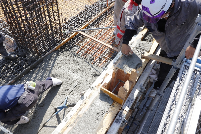 本社ビル縦か工事 3階生コン打設-24