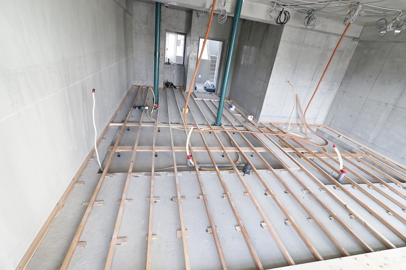 本社ビル建替え工事 床上げ-14