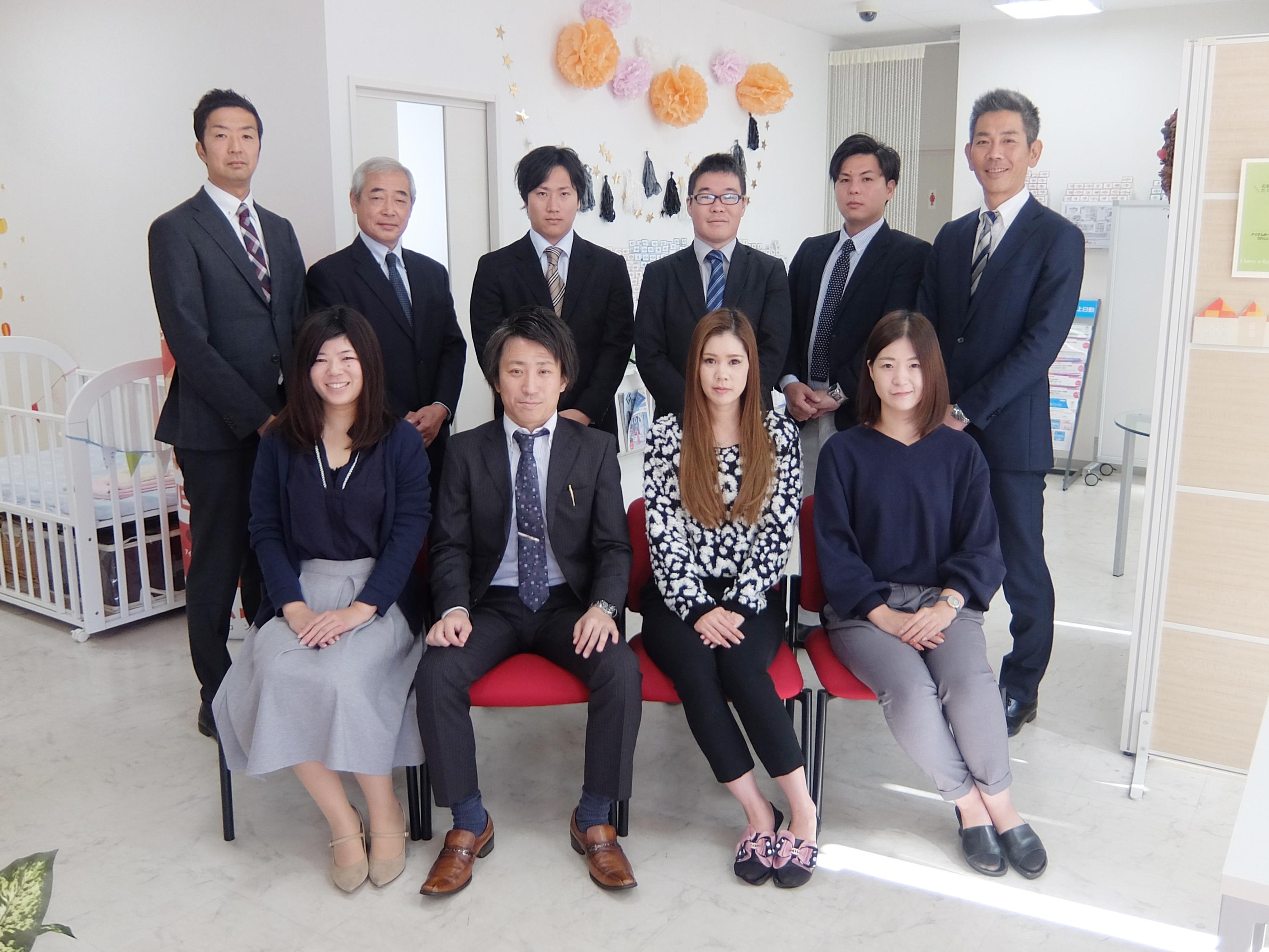 春日井店 集合写真