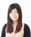 三村 佳名子