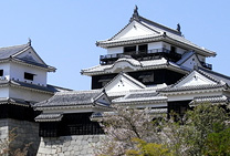いで湯と城と文学のまち