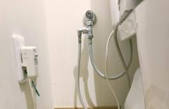 トイレ止水栓 768px