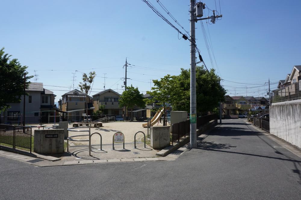 深草大亀谷万帖敷町3