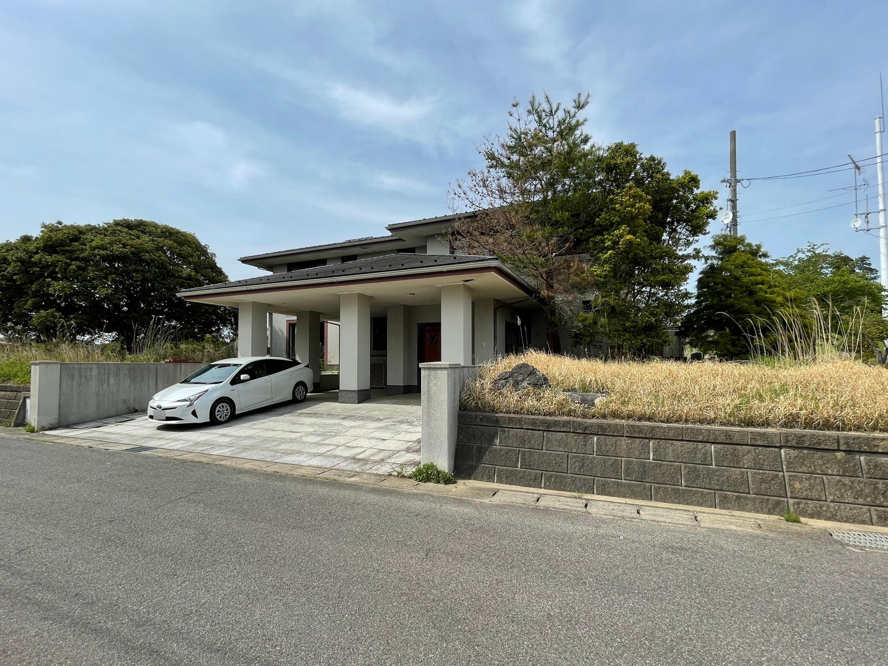 【新着物件情報】いわき市洋向台1丁目の中古住宅 永崎小・江名中 解放感ある広々とした6LDK 郡山市・いわき市の不動産売却はLIXIL