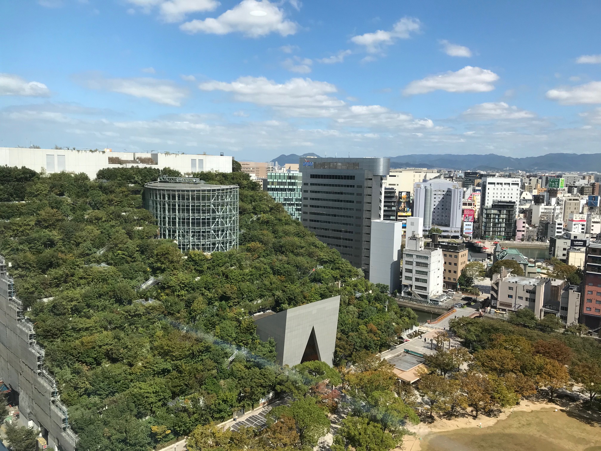 福岡市役所15階 | 福岡市周辺の不動産をお探しなら株式会社 成斗工務店にお任せ下さい。