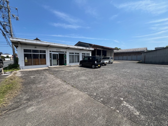 ☆売買物件☆】【☆売工場☆】竹内町から自動車整備工場が出ました