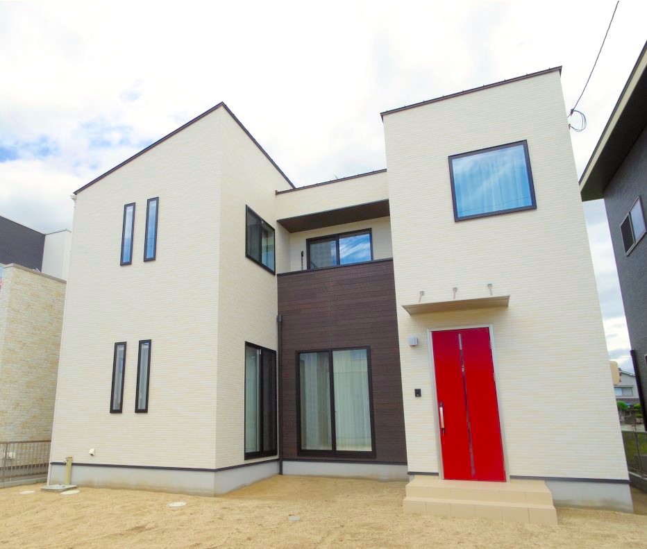 お家の外観 より素敵に見せるにはどうしたらいい 設計士からのアドバイス 福山市の不動産 建売 土地のことならはるかホーム お家の外観 より素敵に見せるにはどうしたらいい 設計士からのアドバイス 福山市の不動産 建売 土地のことならはるかホーム